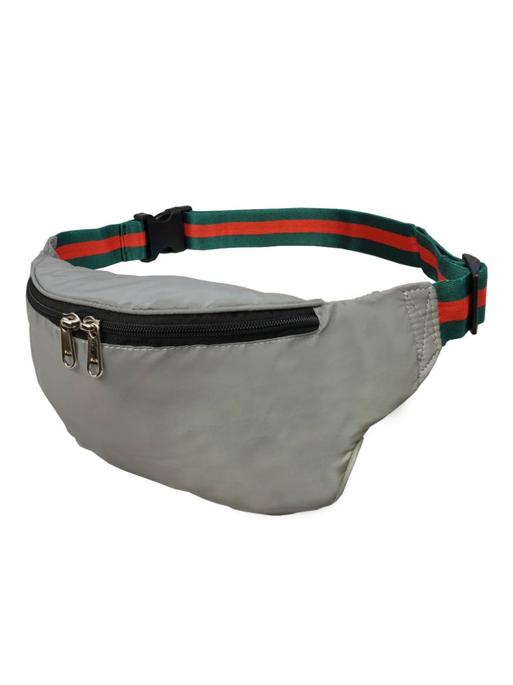 Load image into Gallery viewer, Roamlite Running Bumbag Reflective RL626 front 4